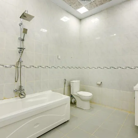 Central Avenue Apartment In Nizami Str Baku Exterior photo
