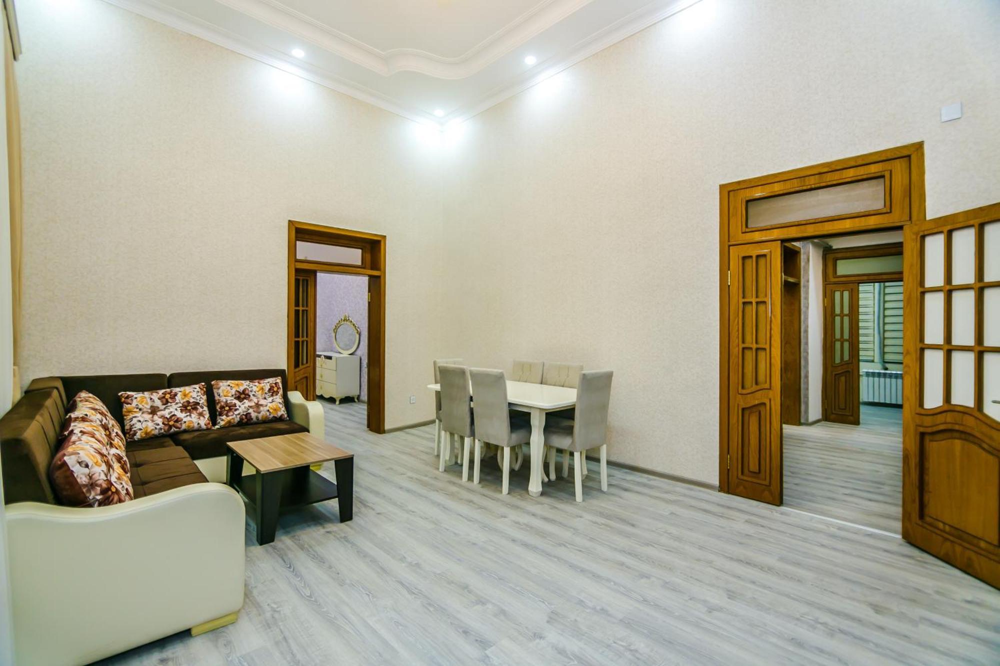 Avenue In Nizami Str شقة *